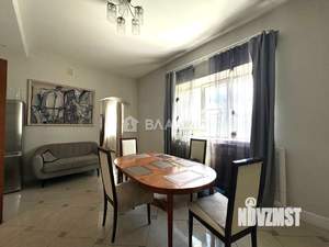 Дом 400м², 2-этажный, участок 10 сот.  