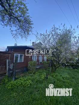 Дом 30м², 1-этажный, участок 7 сот.  