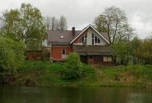 Дом 250м², 2-этажный, участок 19 сот.  