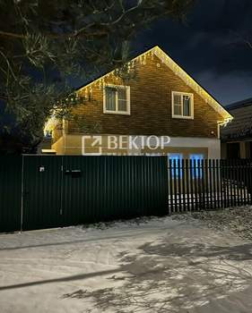 Дом 107м&sup2;, 2-этажный, участок 5 сот.  