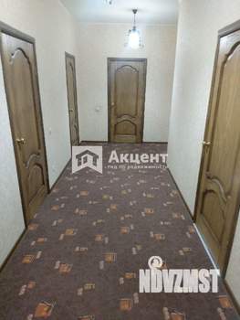 Коттедж 212м², 2-этажный, участок 6 сот.  