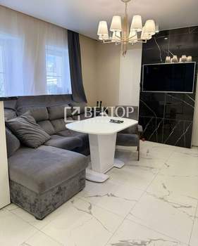 Дом 126м&sup2;, 2-этажный, участок 6 сот.  