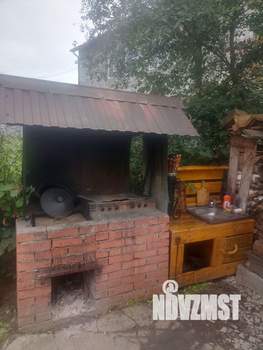 Дом 60м², 2-этажный, участок 8 сот.  