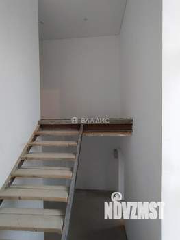 Дом 201м², 2-этажный, участок 9 сот.  