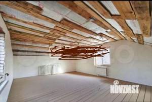 Дом 70м&sup2;, 2-этажный, участок 6 сот.  