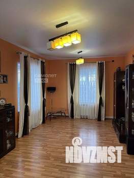 Коттедж 174м², 2-этажный, участок 5 сот.  