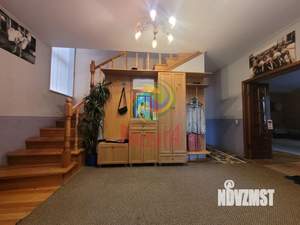 Дом 395м², 2-этажный, участок 9 сот.  