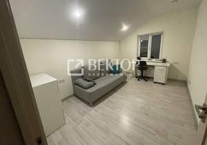 Дом 177м², 2-этажный, участок 6 сот.  