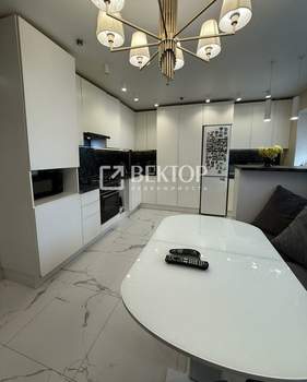 Дом 126м&sup2;, 2-этажный, участок 6 сот.  