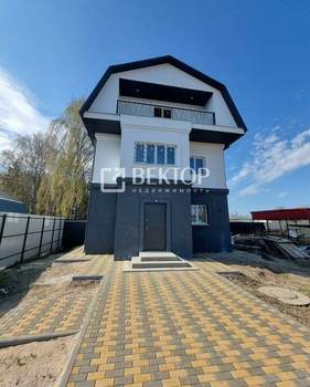 Дом 190м², 3-этажный, участок 4 сот.  