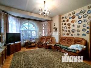 Дом 358м², 2-этажный, участок 7 сот.  