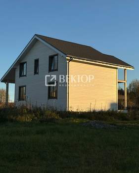 Дом 80м², 2-этажный, участок 10 сот.  