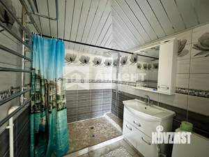 Дом 183м², 2-этажный, участок 9 сот.  