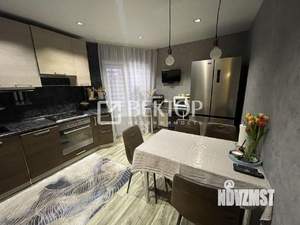 Коттедж 177м², 2-этажный, участок 6 сот.  