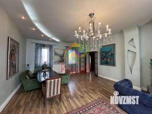 Дом 328м², 2-этажный, участок 9 сот.  