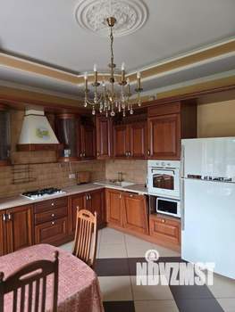 Коттедж 261м², 2-этажный, участок 7 сот.  