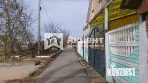 Коттедж 212м², 2-этажный, участок 6 сот.  