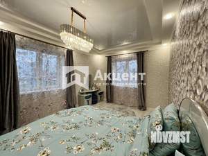 Дом 180м², 2-этажный, участок 5 сот.  