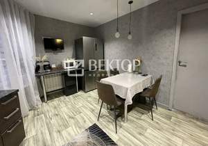 Дом 177м², 2-этажный, участок 6 сот.  