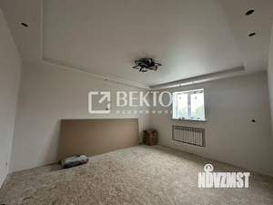 Дом 190м², 3-этажный, участок 4 сот.  
