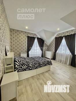 Коттедж 200м², 2-этажный, участок 6 сот.  