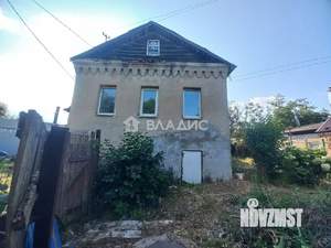 Дом 40м², 2-этажный, участок 6 сот.  