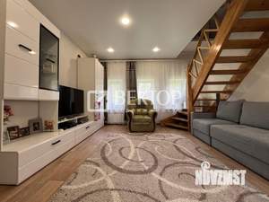 Дом 93м², 2-этажный, участок 7 сот.  