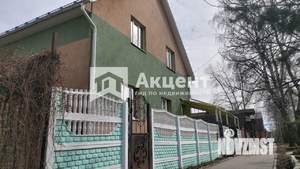 Коттедж 212м², 2-этажный, участок 6 сот.  