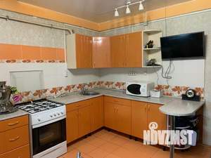 Дом 196м², 2-этажный, участок 8 сот.  