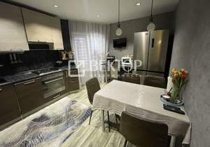 Дом 177м², 2-этажный, участок 6 сот.  