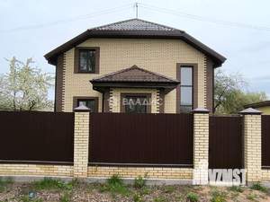 Дом 201м², 2-этажный, участок 9 сот.  