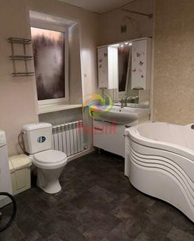 Дом 126м&sup2;, 2-этажный, участок 6 сот.  