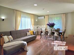 Дом 206м², 2-этажный, участок 17 сот.  