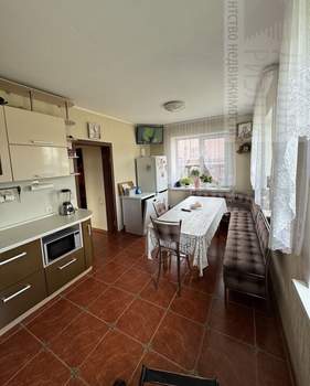Дом 160м², 2-этажный, участок 6 сот.  