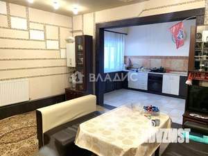 Дом 220м², 2-этажный, участок 7 сот.  