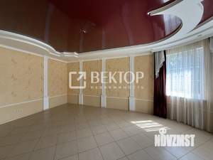 Коттедж 261м², 2-этажный, участок 7 сот.  