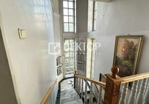 Дом 358м², 3-этажный, участок 7 сот.  