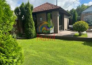 Дом 547м&sup2;, 3-этажный, участок 7 сот.  