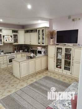 Коттедж 250м², 3-этажный, участок 5 сот.  