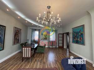 Дом 328м², 2-этажный, участок 9 сот.  