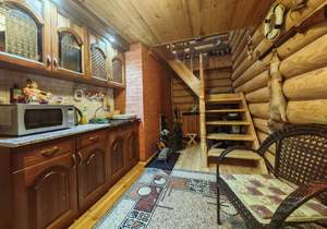 Дом 240м², 2-этажный, участок 9 сот.  