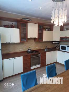 Коттедж 150м², 2-этажный, участок 6 сот.  