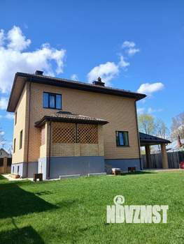 Коттедж 250м², 3-этажный, участок 6 сот.  