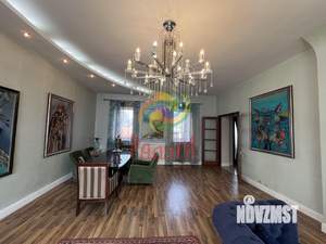 Дом 328м², 2-этажный, участок 9 сот.  