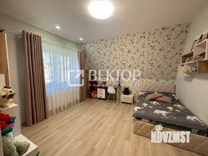 Дом 243м², 2-этажный, участок 8 сот.  