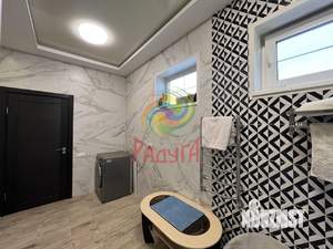 Дом 270м², 2-этажный, участок 6 сот.  