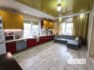 Коттедж 160м², 2-этажный, участок 6 сот.  