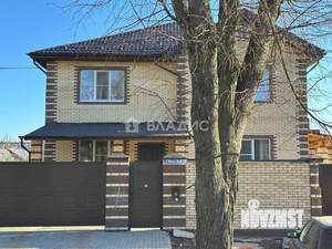 Дом 266м², 2-этажный, участок 6 сот.  