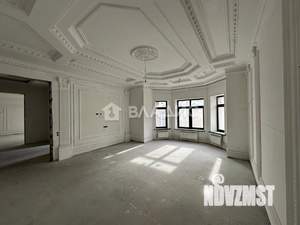 Дом 1171м², 2-этажный, участок 29 сот.  