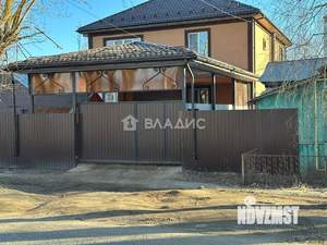 Дом 230м², 2-этажный, участок 8 сот.  